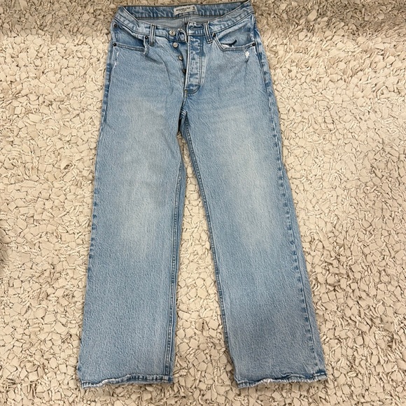 Abercrombie and fitch - Picture 1 of 3